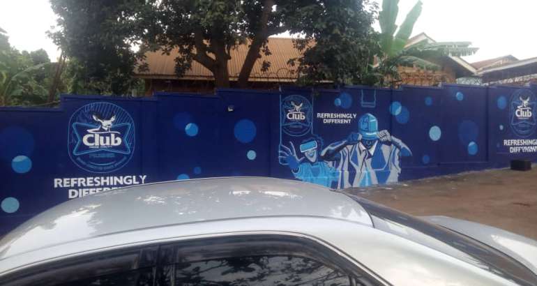 Does Your Business Card Pass the Trash Test?